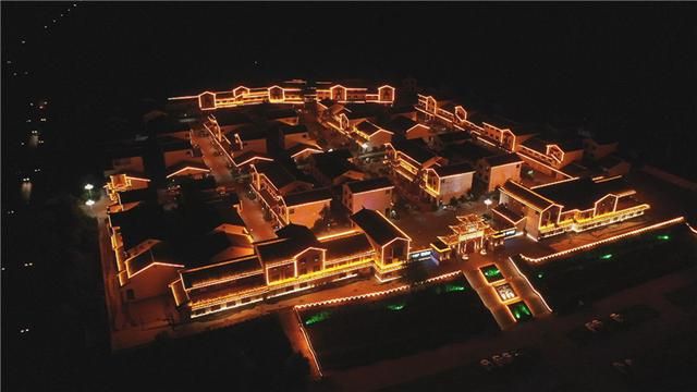 青州市：璀璨燈光秀 點亮大明衡王城
