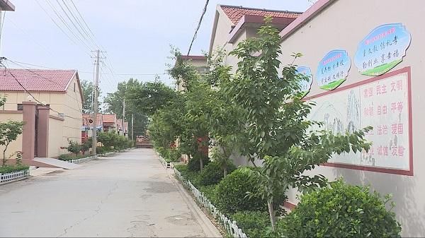 青州市益都街道創新機制推動“美麗庭院”建設